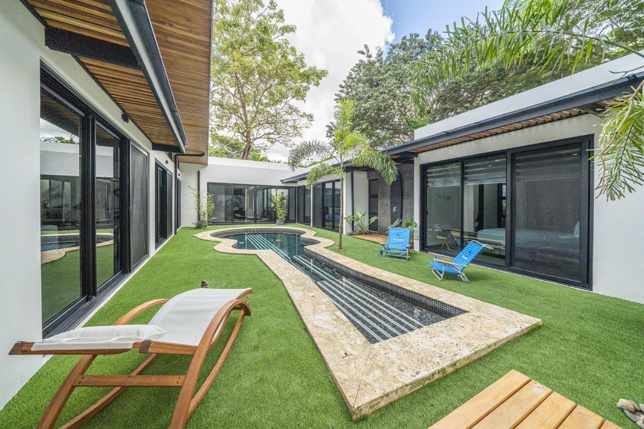 Playa Potrero - New Modern House, Pool In Guitar Shape - Casa Guitarra Villa Bagian luar foto